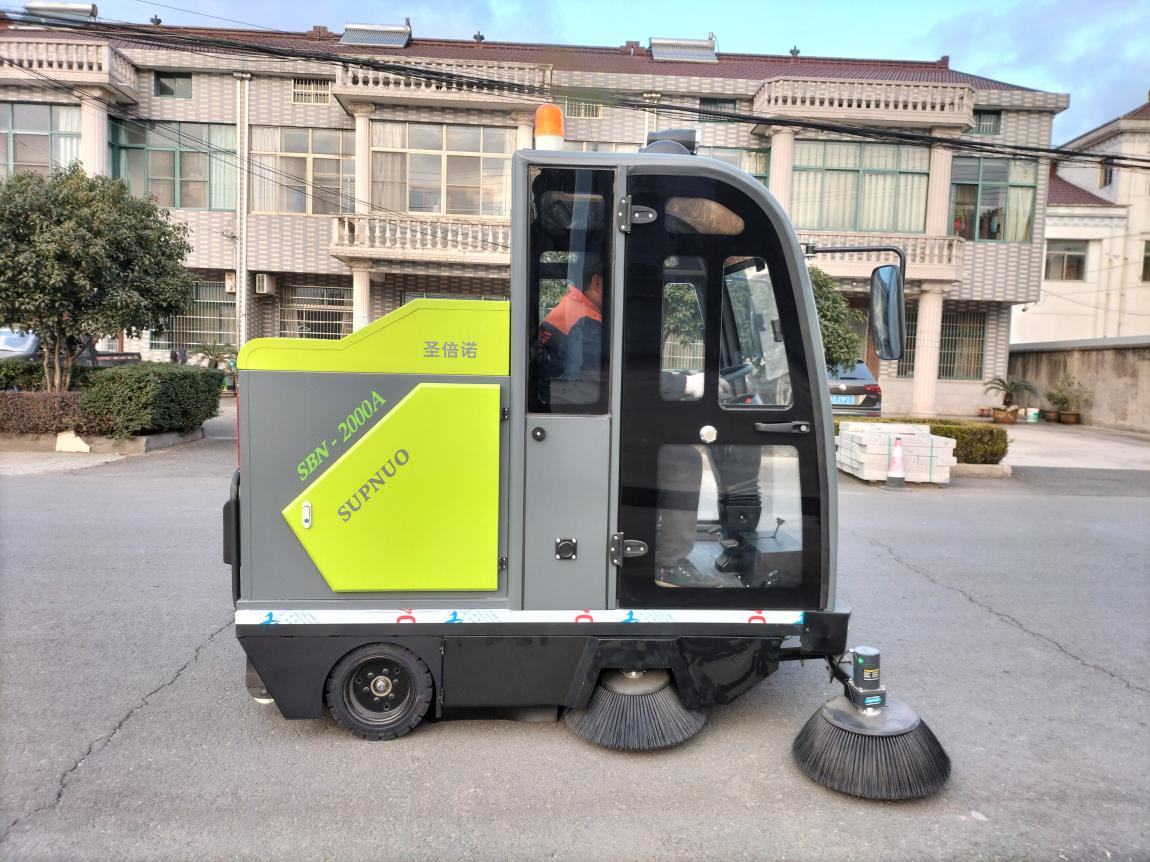 玉溪龙马清扫车